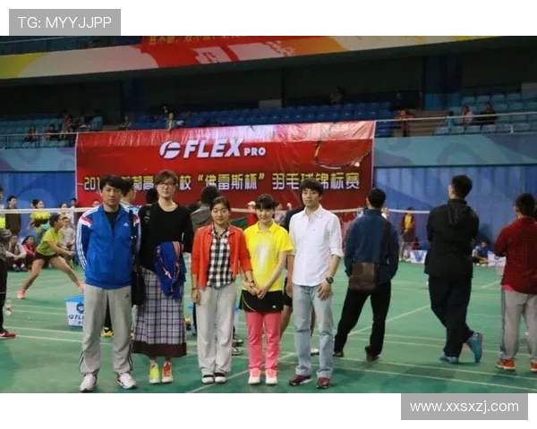重庆羽毛球队与深圳羽毛球队赛后复盘速度对比分析与战术探讨 重庆羽毛球队与深圳羽毛球队赛后复盘速度对比分析与战术探讨