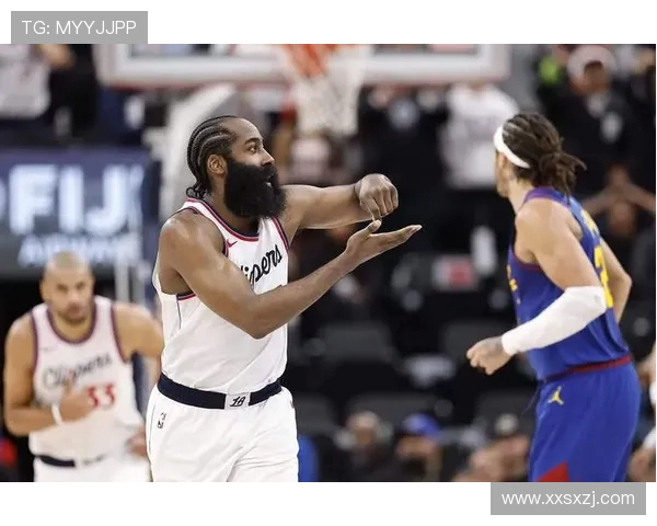 2017年步行者与快船激战回顾：精彩瞬间与赛季影响分析